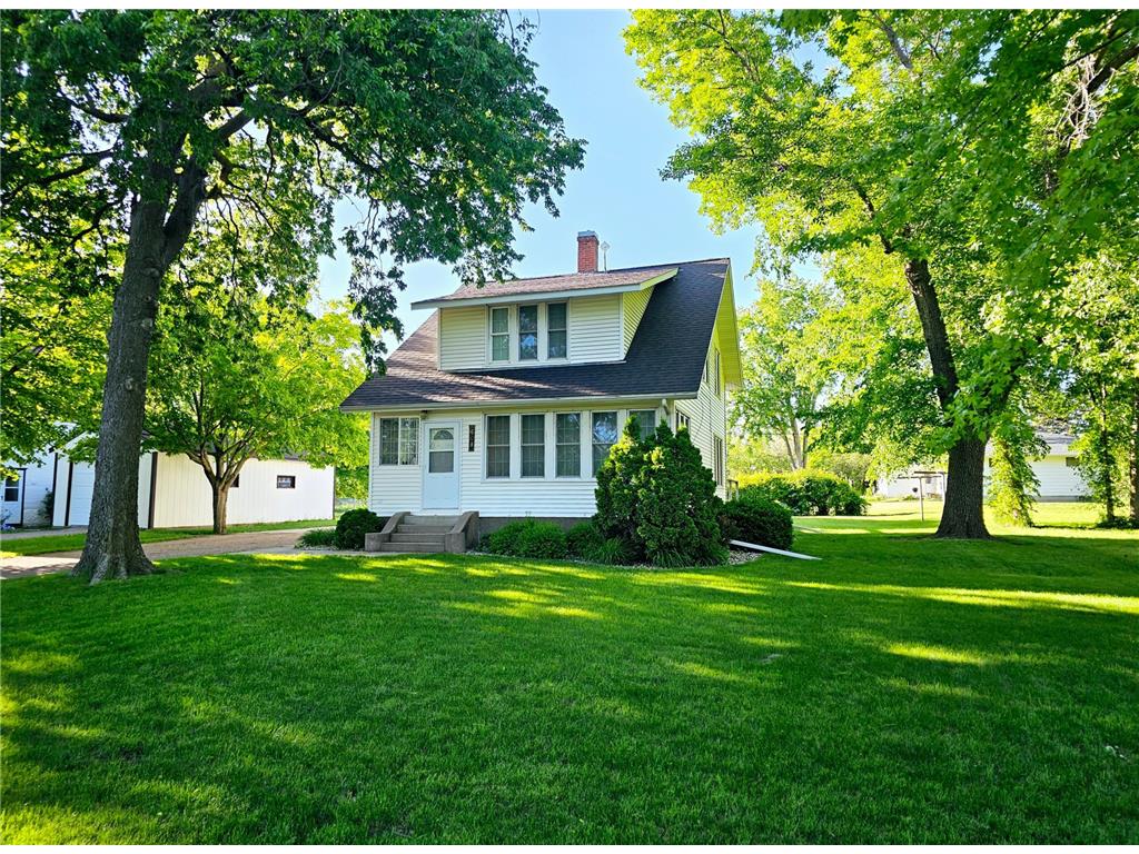 608 12th Avenue Clarkfield MN 56223 6545117 image1