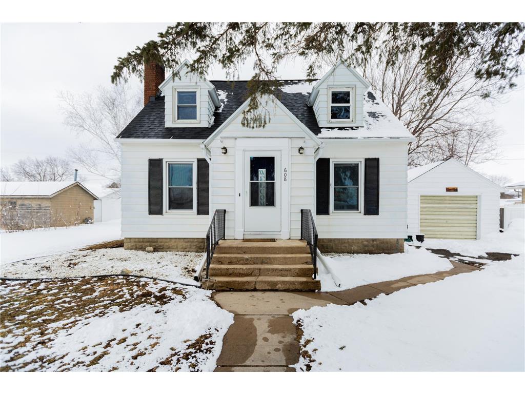 608 1st Avenue SE Pine Island MN 55963 6339239 image1