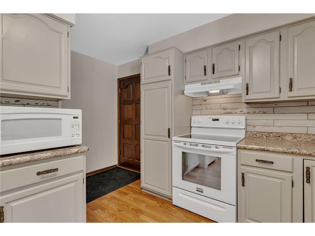 608 26th Avenue SW Willmar MN 56201 7082554 image14