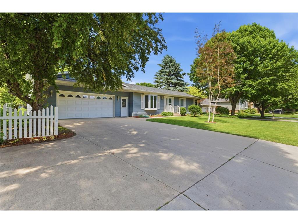 608 26th Avenue SW Willmar MN 56201 7082554 image2