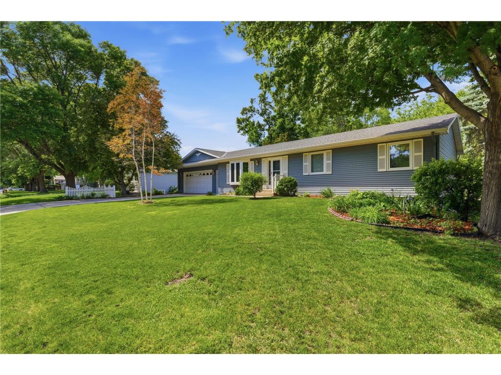 608 26th Avenue SW Willmar MN 56201 7082554 image3