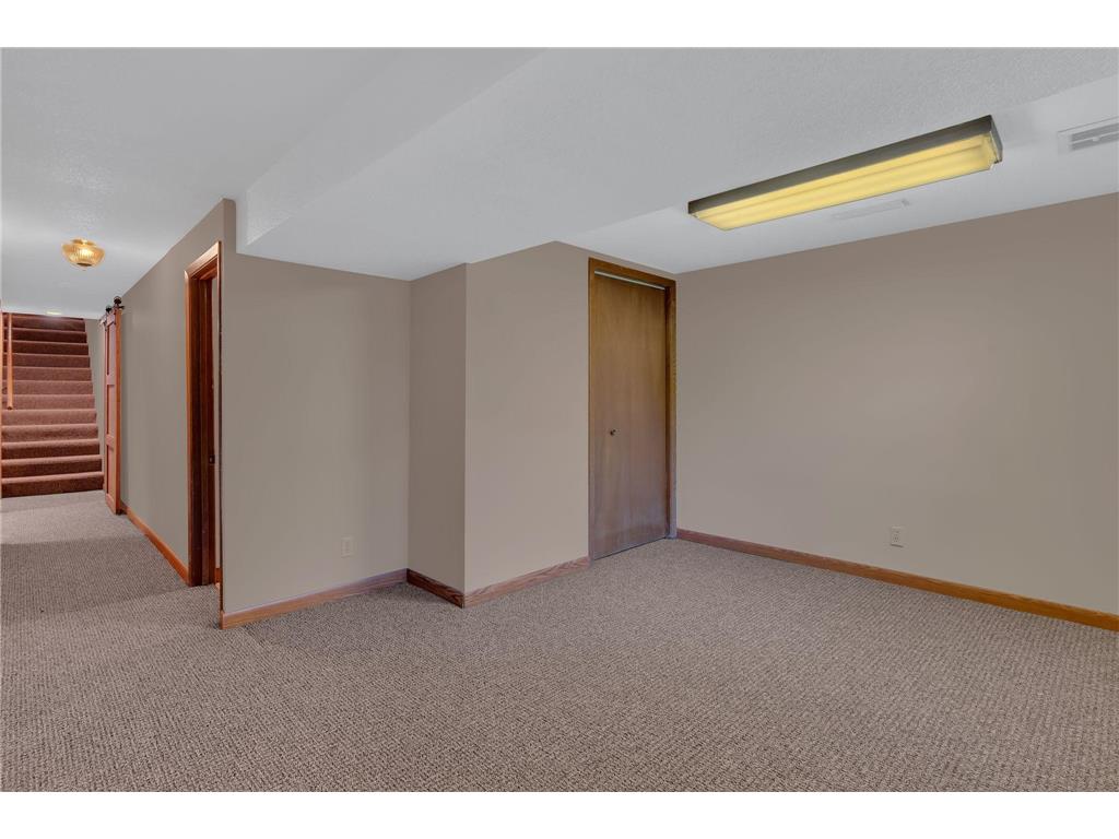 608 26th Avenue SW Willmar MN 56201 7082554 image30