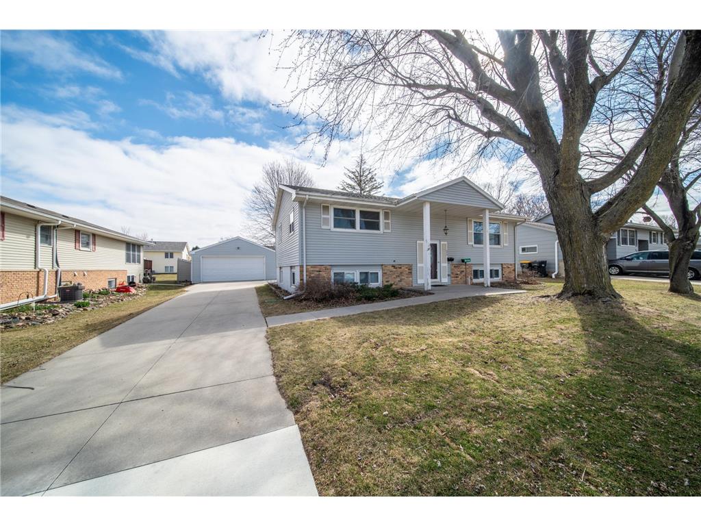 608 5th Ave SE, Stewartville, MN, 55976 MLS 6505726 Edina Realty