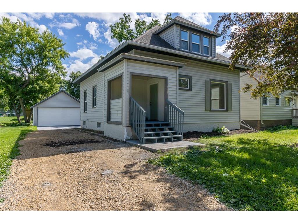 608 7th Avenue SE Waseca MN 56093 7093322 image1