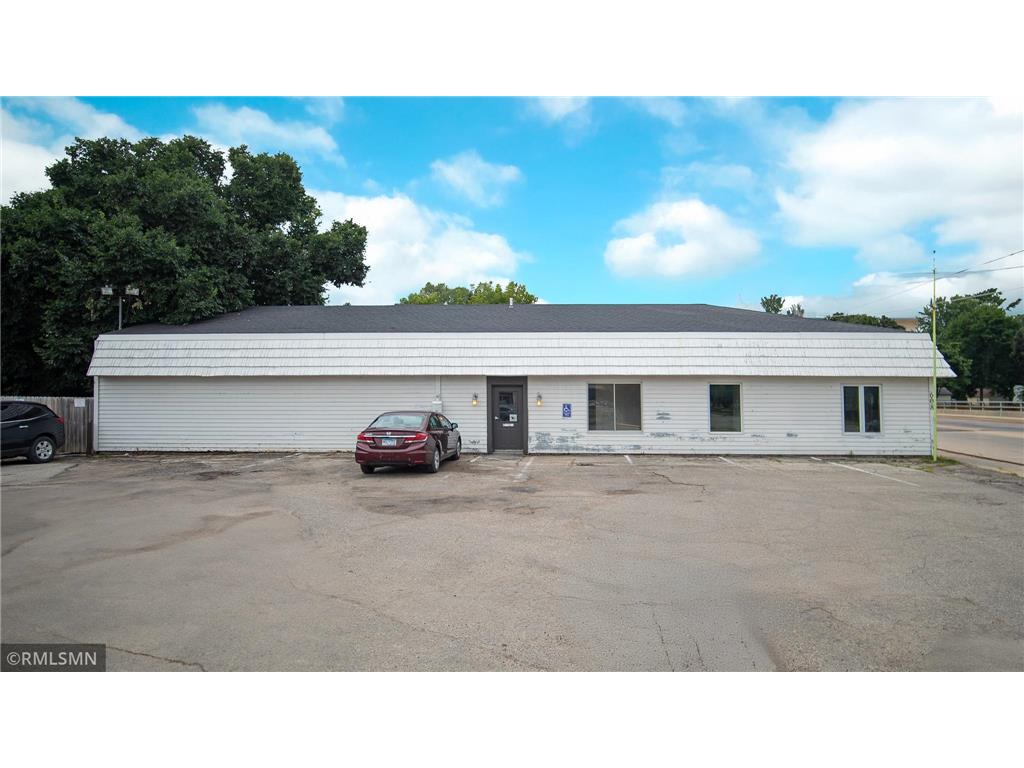 608 7th Street NW Rochester MN 55901 6770477 image1