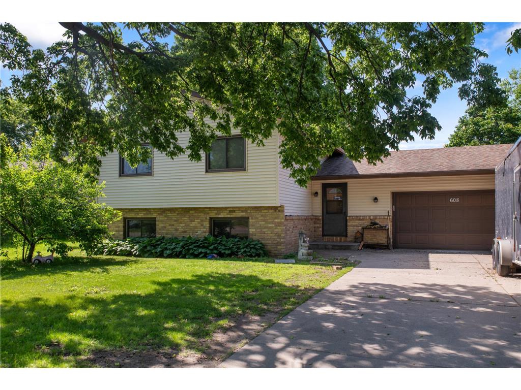 608 8th Street NW Buffalo MN 55313 6728103 image1