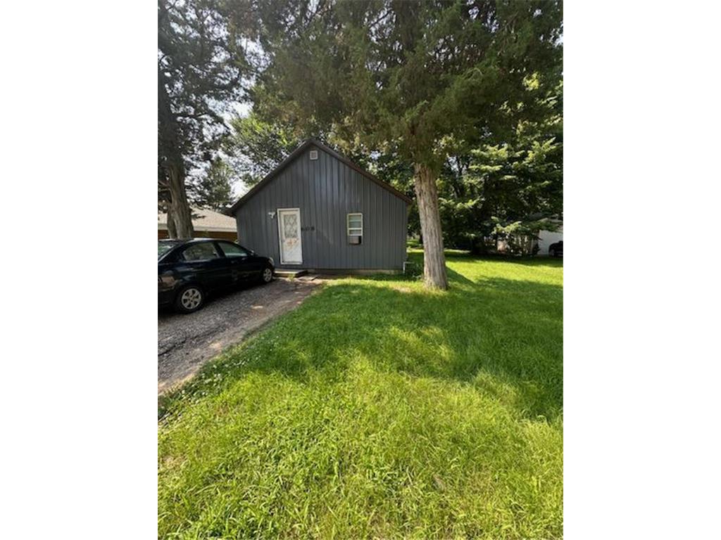 608 Betty Avenue Worthington MN 56187 6569111 image1