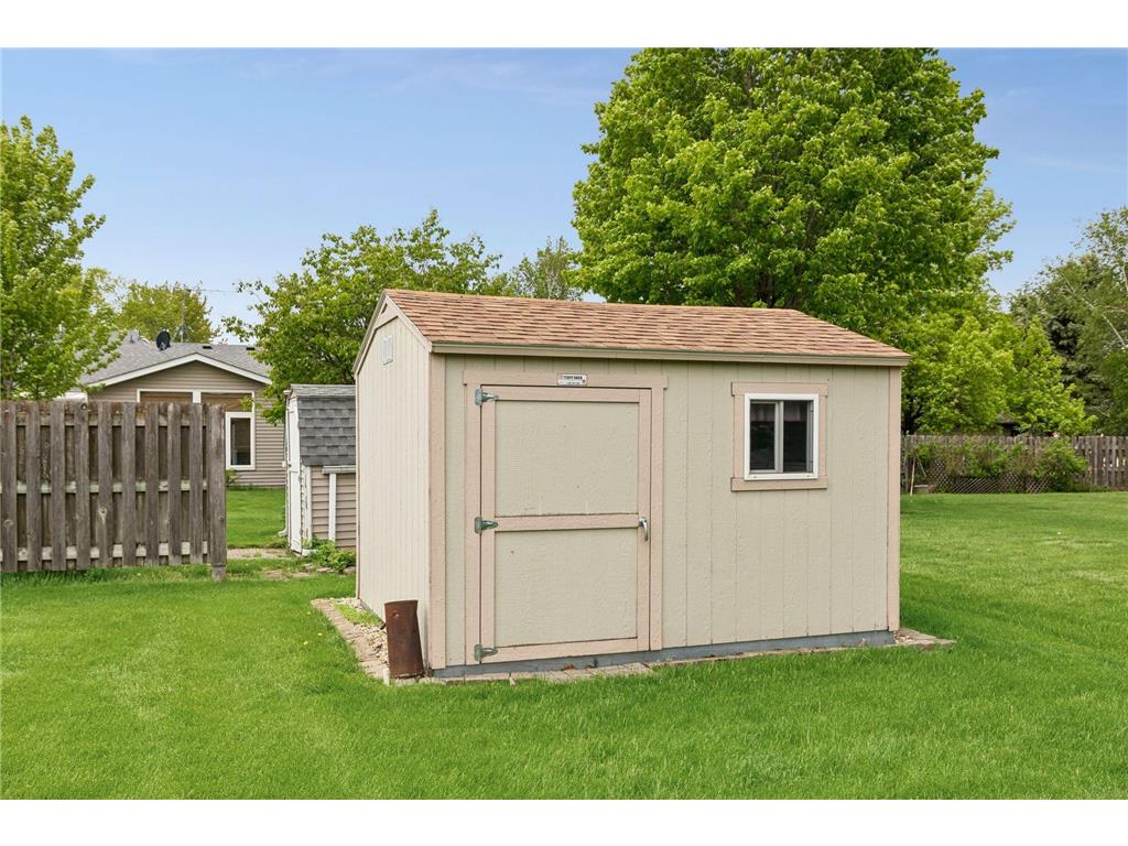 608 E Welco Drive Montgomery MN 56069 7076845 image14