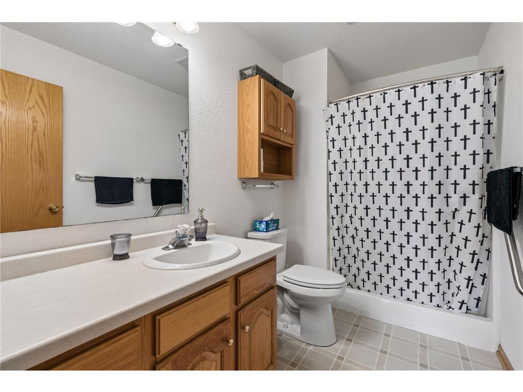 608 E Welco Drive Montgomery MN 56069 7076845 image9