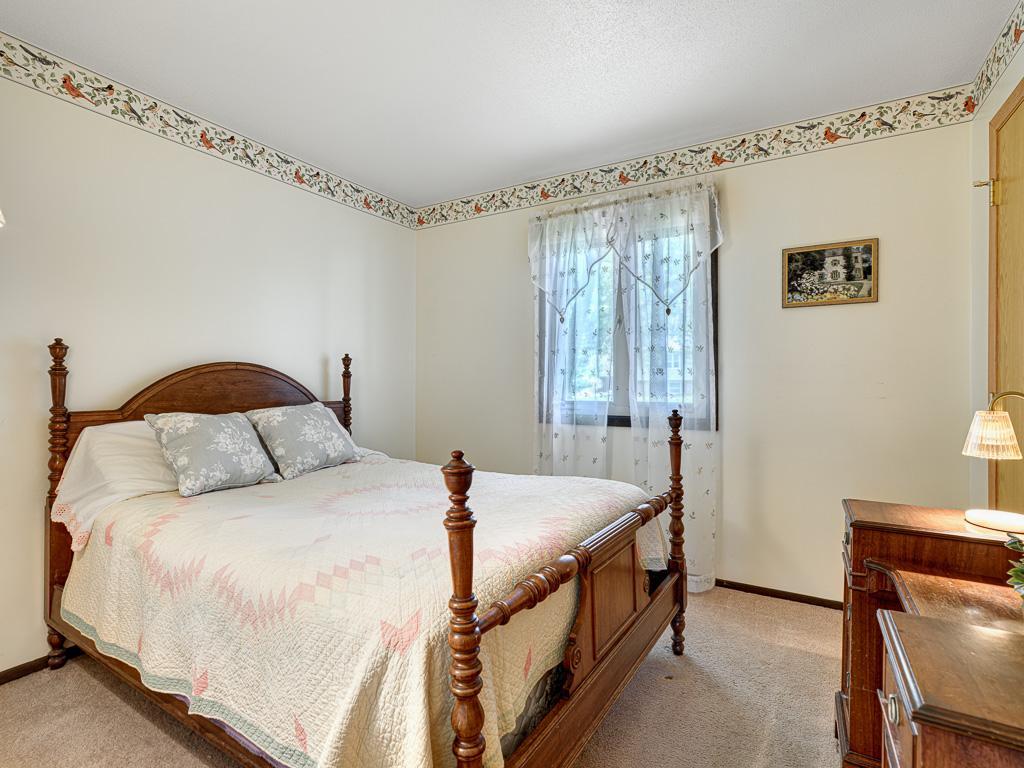 608 Grospoint Avenue N Oakdale MN 55128 7014050 image10