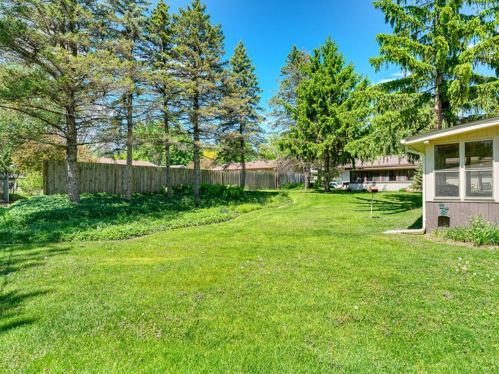 608 Grospoint Avenue N Oakdale MN 55128 7014050 image17