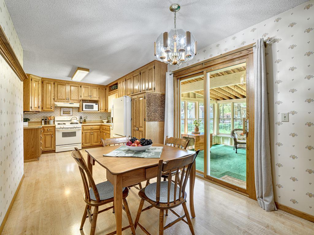 608 Grospoint Avenue N Oakdale MN 55128 7014050 image3