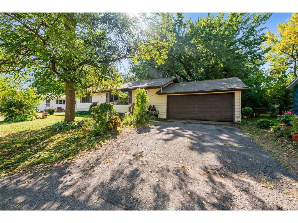 608 N 4th Street New Richmond WI 54017 6433677 image1