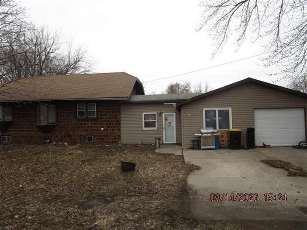 608 N 5th Street Bricelyn MN 56014 7038694 image1