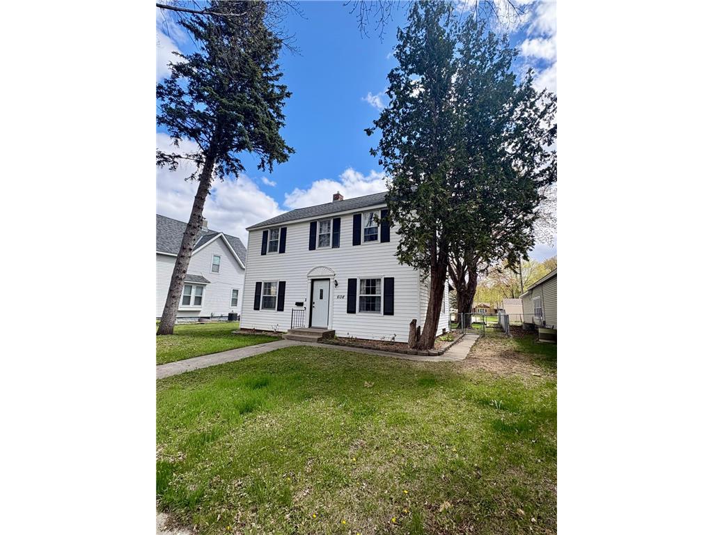 608 N 6th Street Montevideo MN 56265 7060745 image1