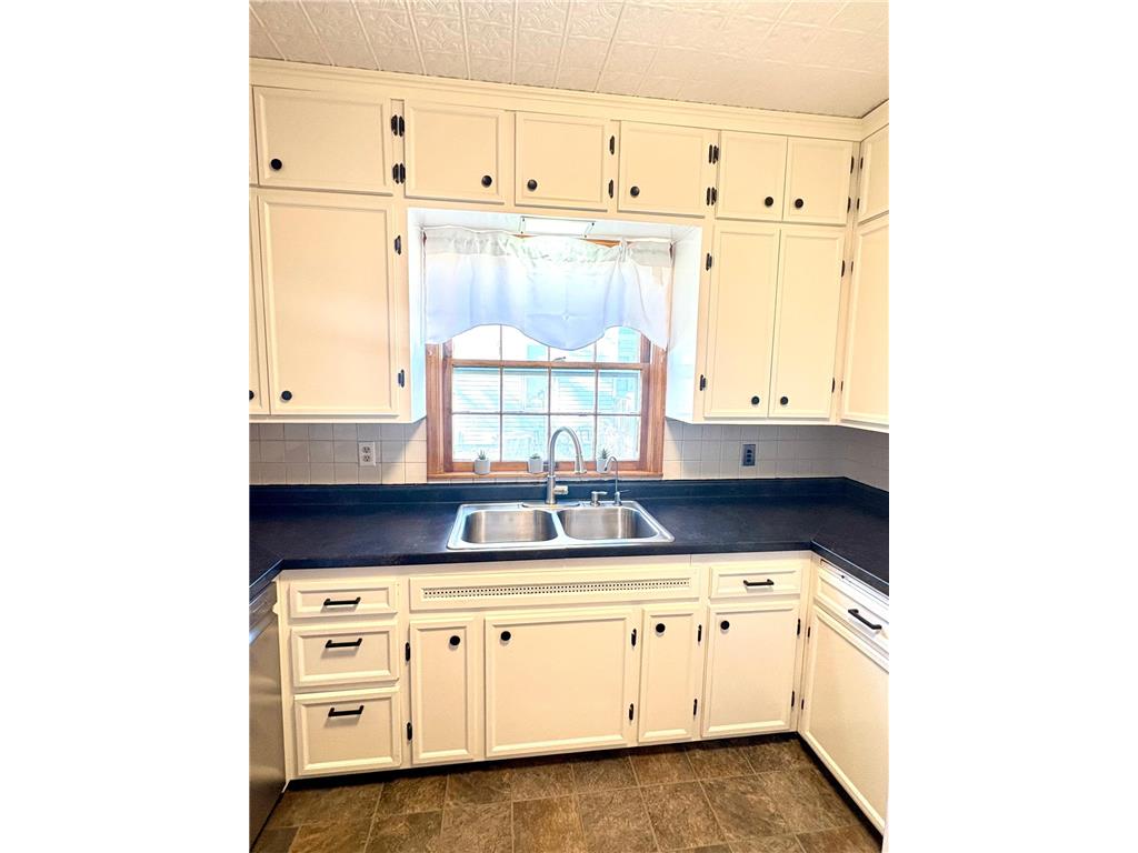 608 N 6th Street Montevideo MN 56265 7060745 image13