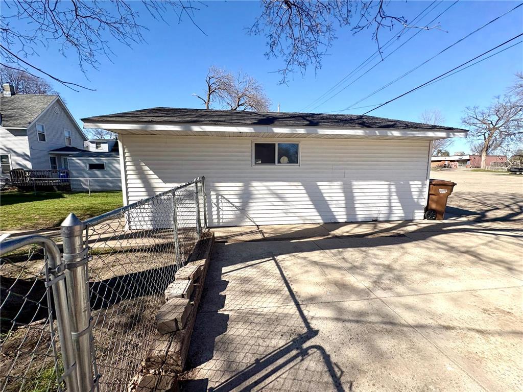 608 N 6th Street Montevideo MN 56265 7060745 image26