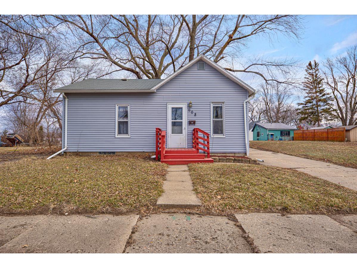 608 N Hampton Street, Fairmont, MN, 56031 MLS 6137200 Edina Realty