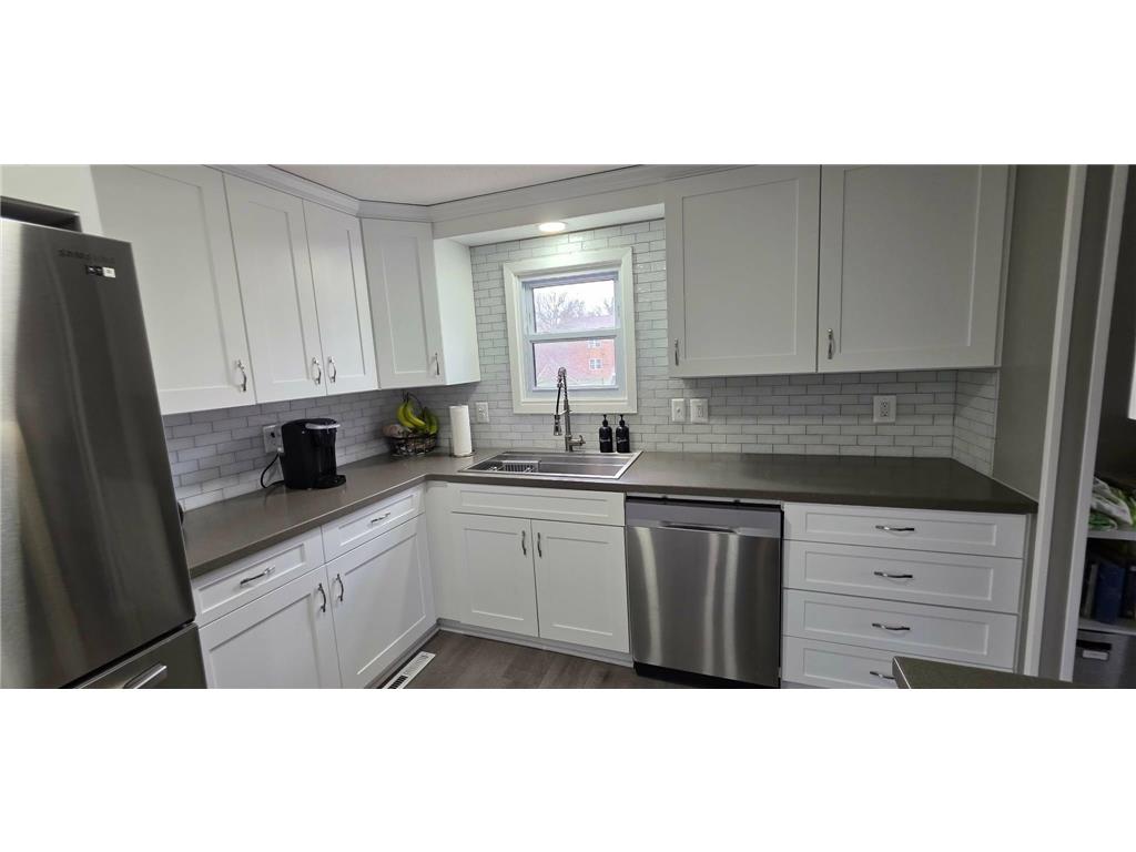 608 S 1st Avenue E Lake Mills IA 50450 7055455 image19