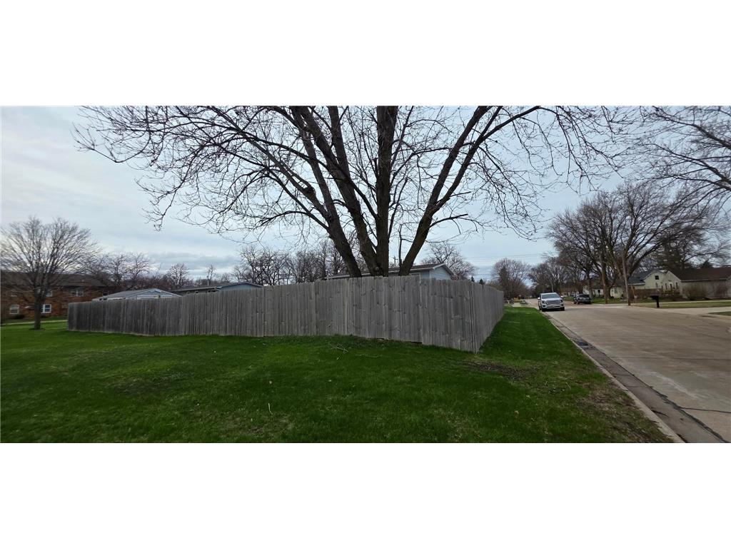 608 S 1st Avenue E Lake Mills IA 50450 7055455 image7
