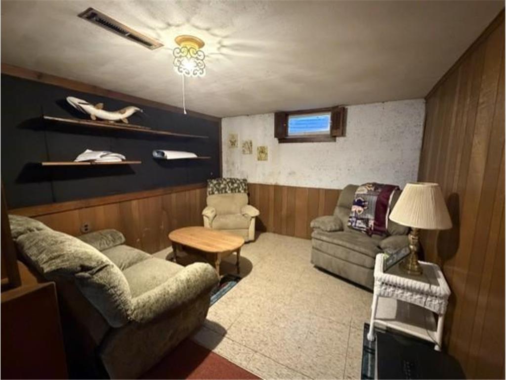 608 S Donnelly Avenue Litchfield MN 55355 7067918 image21