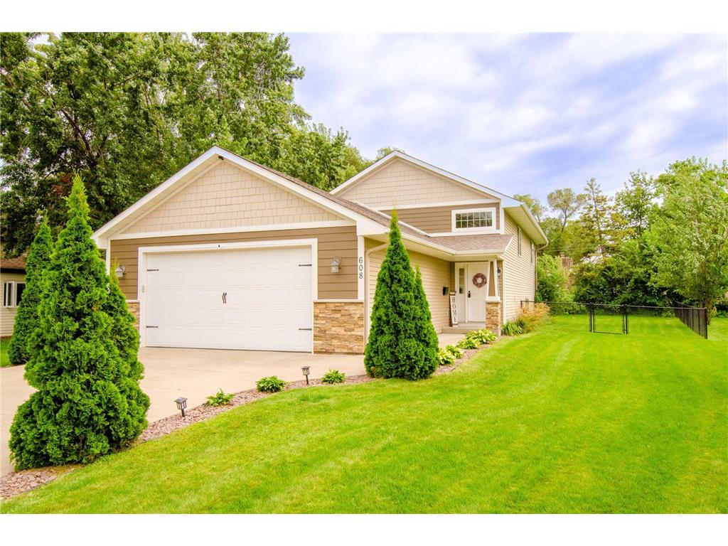 608 School Street Anoka MN 55303 6777526 image1