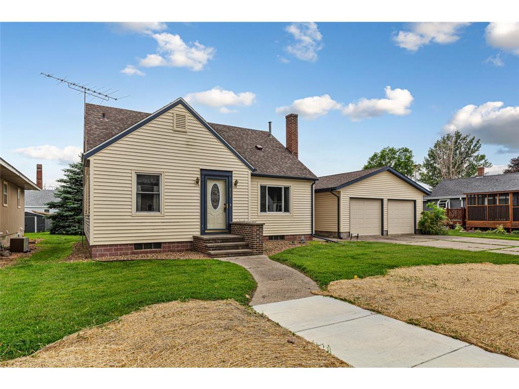 608 W Alden Street Arlington MN 55307 6733202 image1