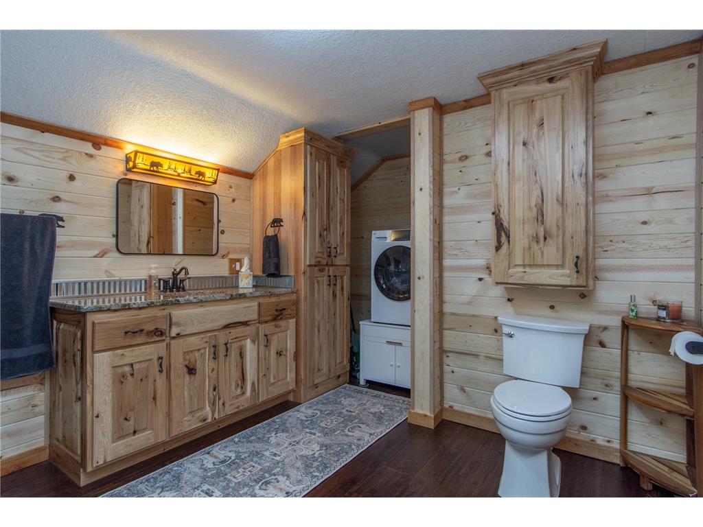 608 W Broadway Street Wahkon MN 56386 - Mille Lacs Lake 6758235 image37