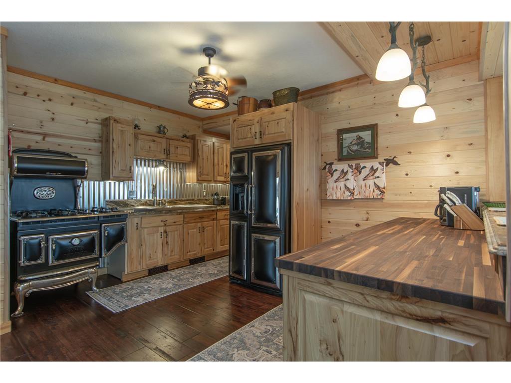 608 W Broadway Street Wahkon MN 56386 - Mille Lacs Lake 6758235 image7