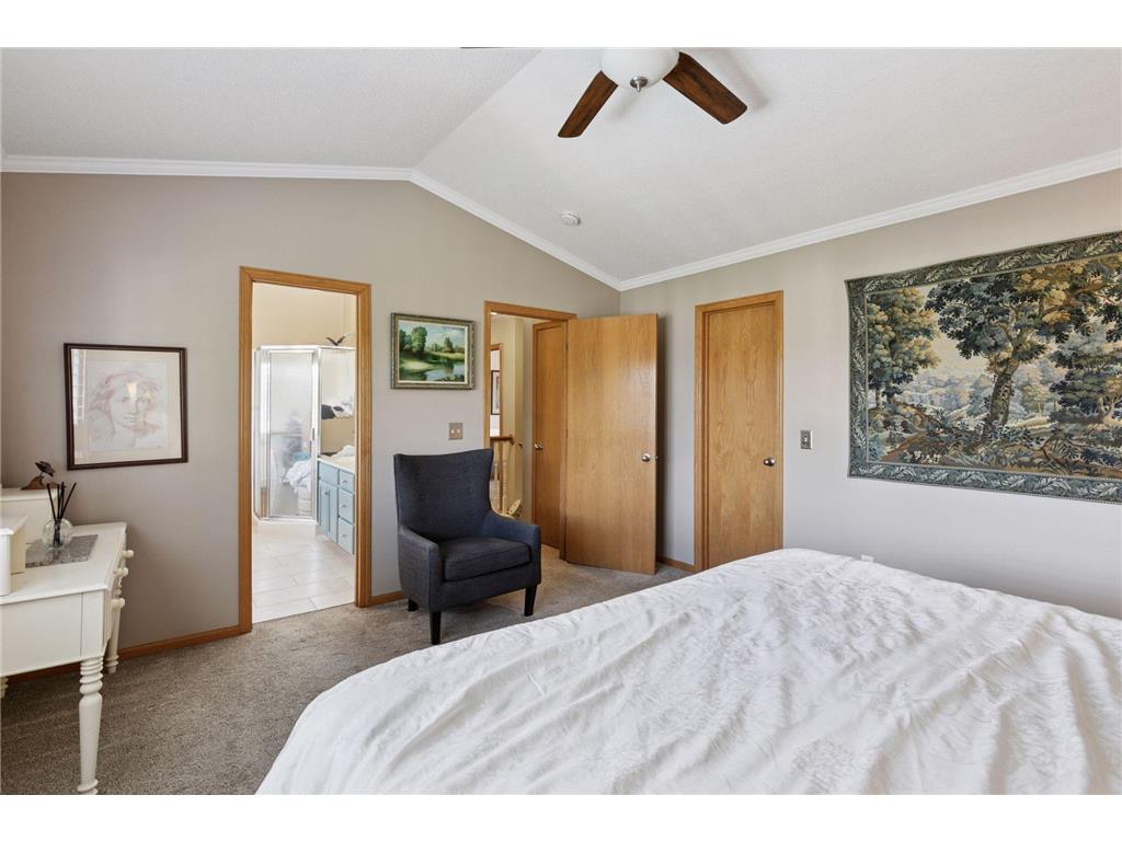 6081 N Ridge Drive Savage MN 55378 7015335 image18