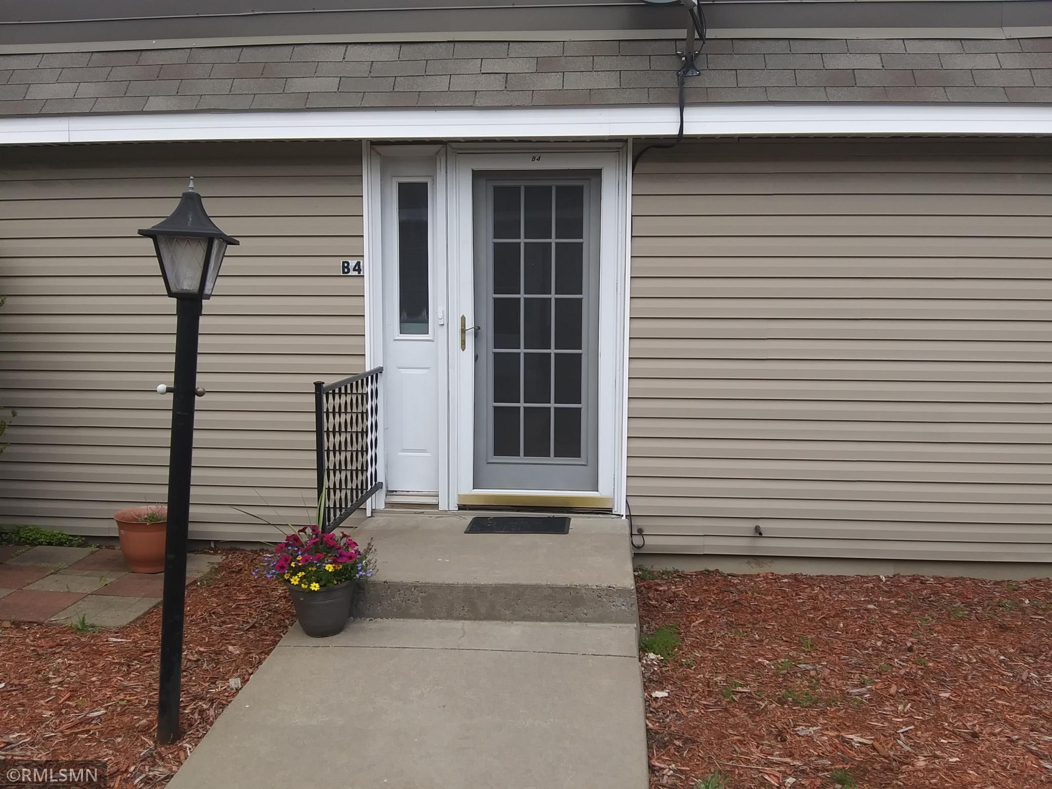 6081 Paris Avenue N B4, Oak Park Heights, MN, 55082 MLS 5761598