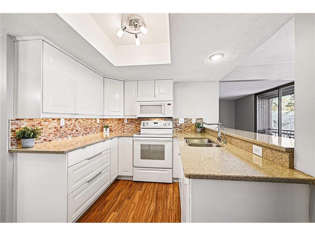 6085 Lincoln Drive #122 Edina MN 55436 7084829 image1