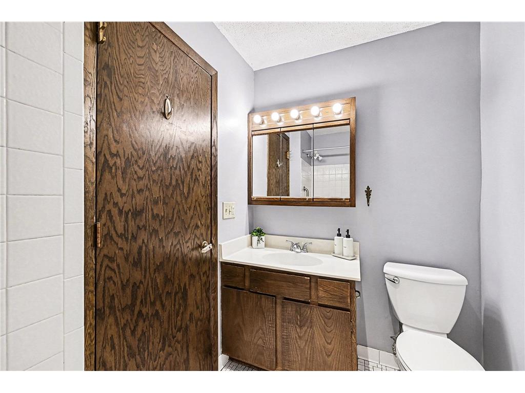 6085 Lincoln Drive #122 Edina MN 55436 7084829 image12