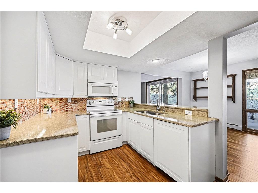 6085 Lincoln Drive #122 Edina MN 55436 7084829 image2