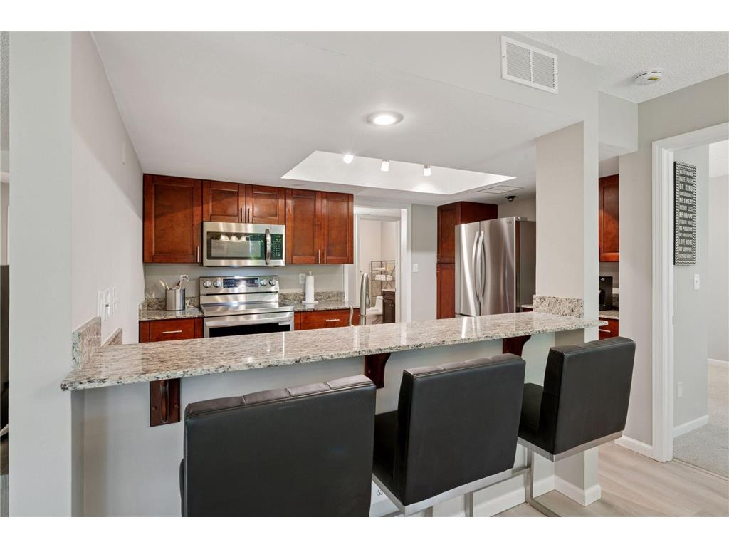 6085 Lincoln Drive #214 Edina MN 55436 6803302 image10
