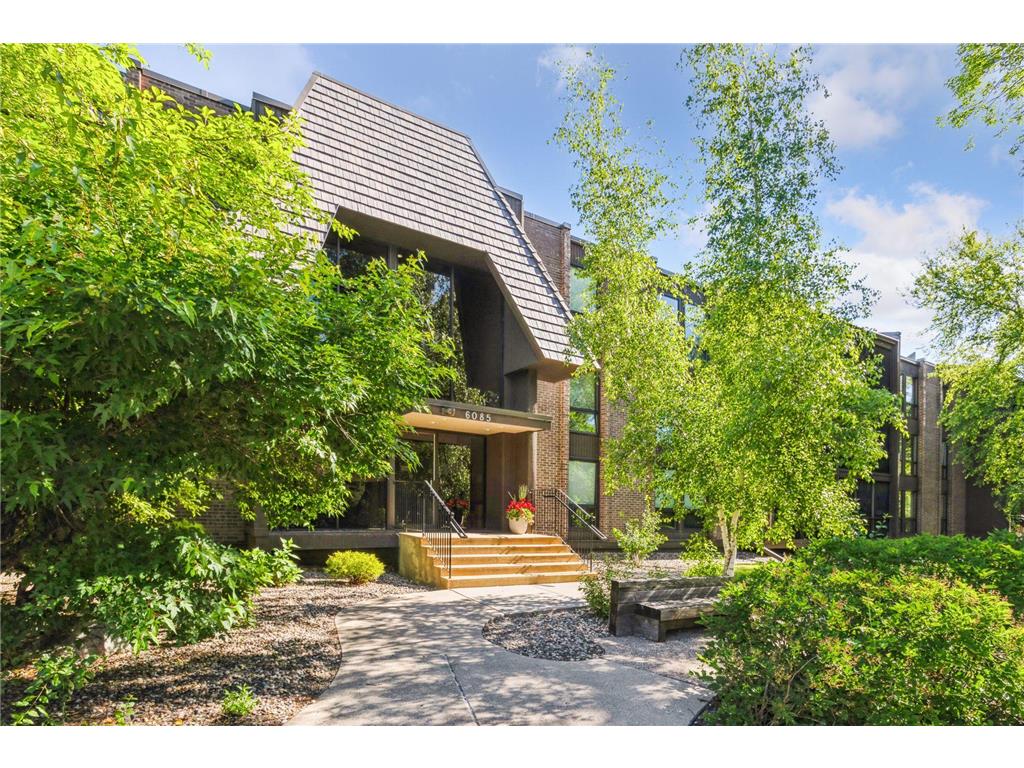 6085 Lincoln Drive #214 Edina MN 55436 7081541 image1