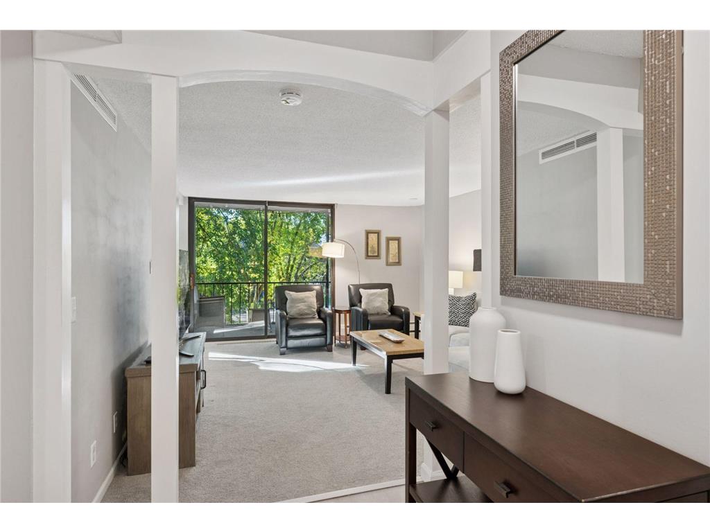 6085 Lincoln Drive #214 Edina MN 55436 7081541 image3