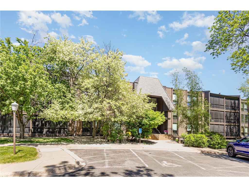 6085 Lincoln Drive #220 Edina MN 55436 6815232 image15