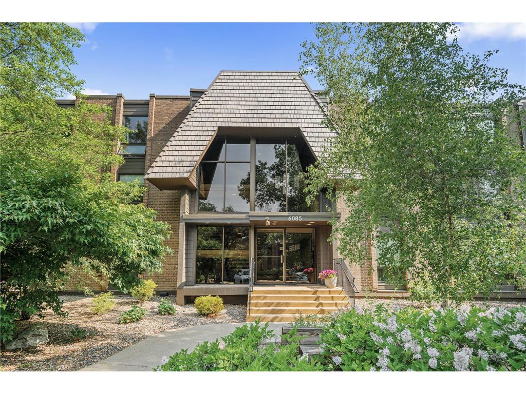 6085 Lincoln Drive #223 Edina MN 55436 6730436 image1