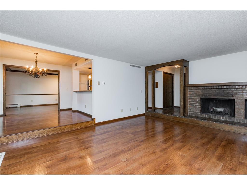 6085 Lincoln Drive #225 Edina MN 55436 6457693 image1