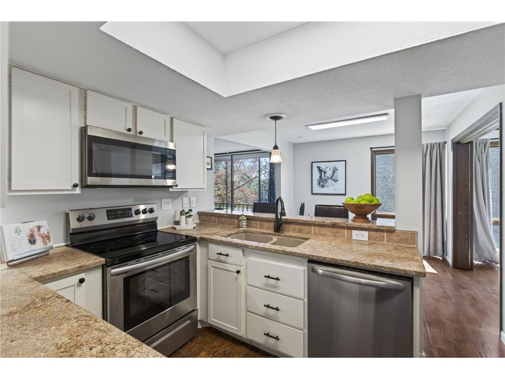 6085 Lincoln Drive #225 Edina MN 55436 7060295 image6