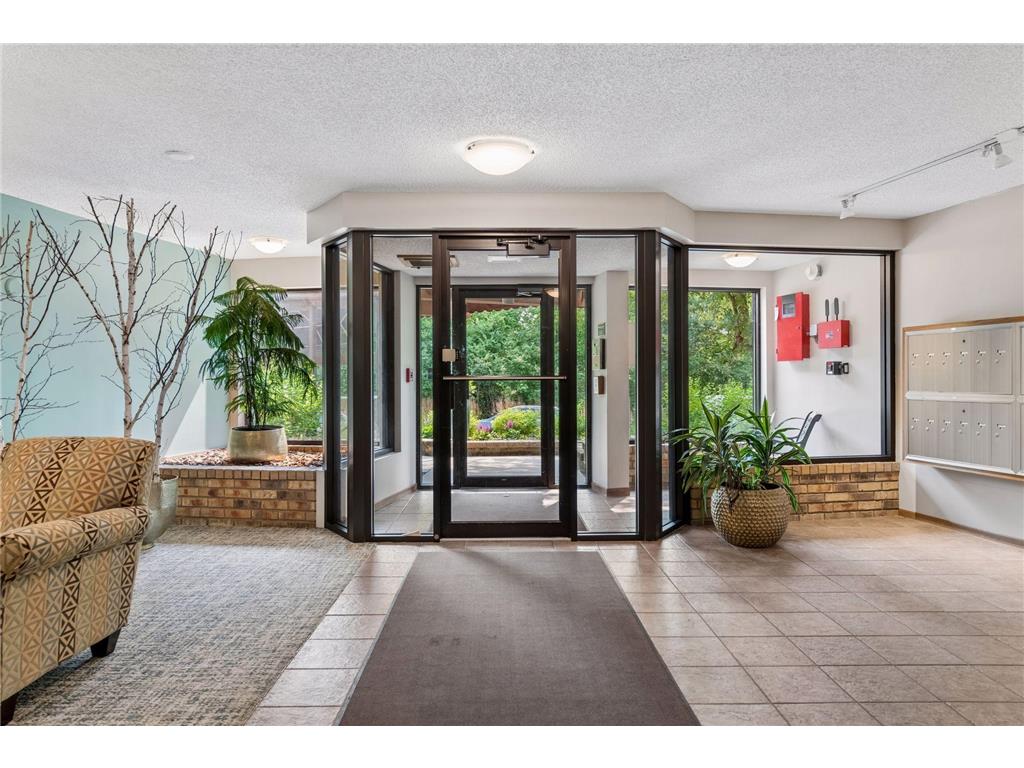 6085 Rowland Road #207 Minnetonka MN 55343 7102756 image23