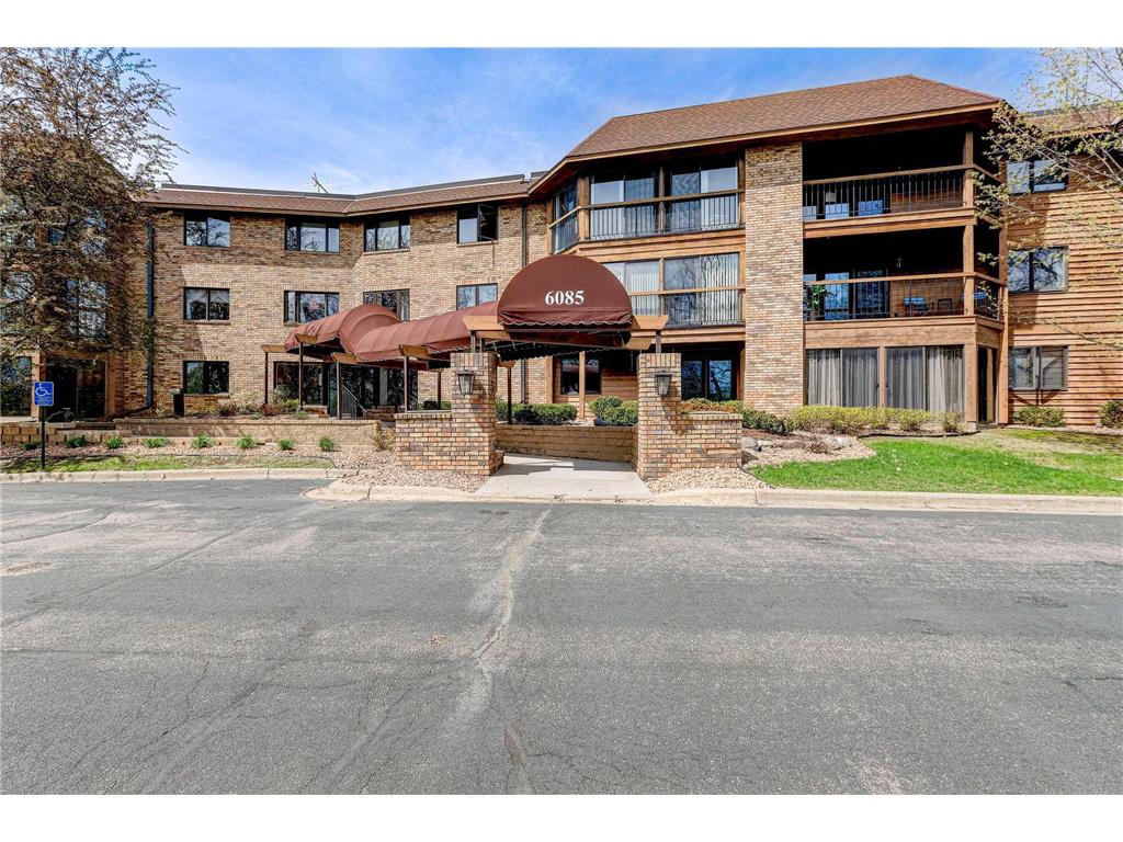 6085 Rowland Road 209, MN, 55343 MLS 6194435 Edina Realty