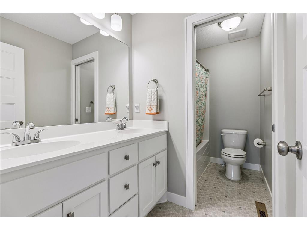 6087 Troy Lane N Plymouth MN 55446 7082185 image31