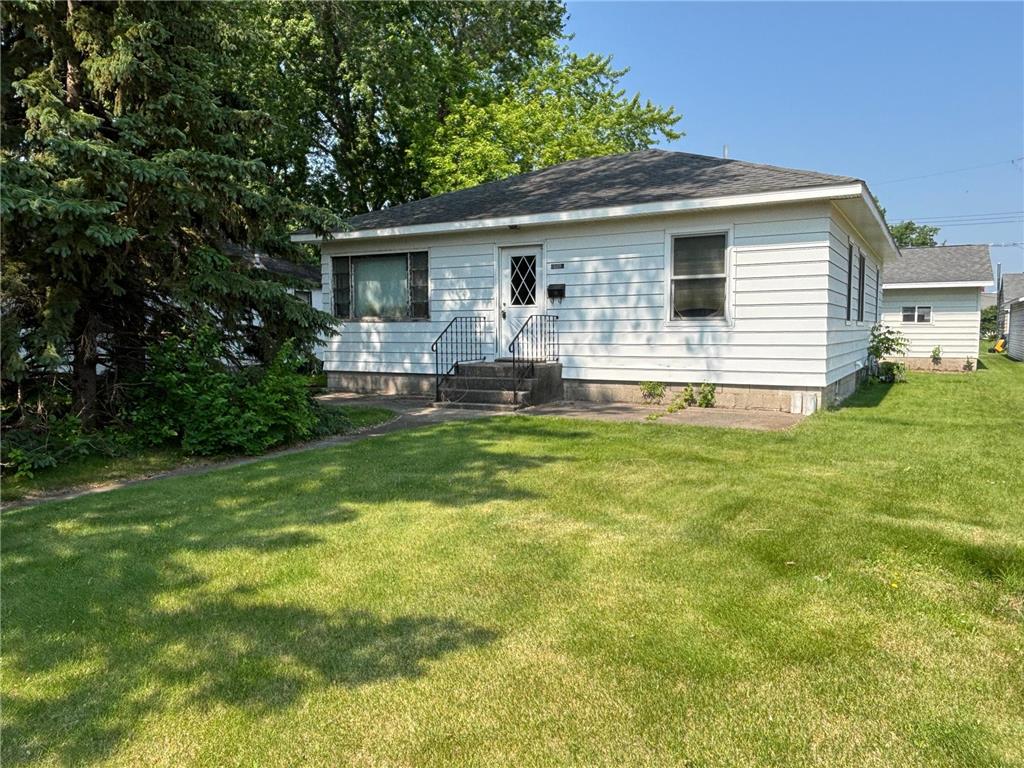 609 11th Street N Benson MN 56215 6736627 image1