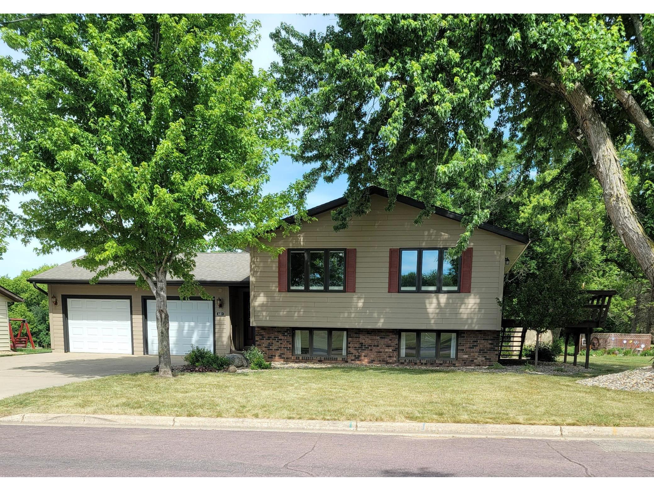 609 13th Street N, Mountain Lake, MN 56159 MLS 6012100 Edina Realty