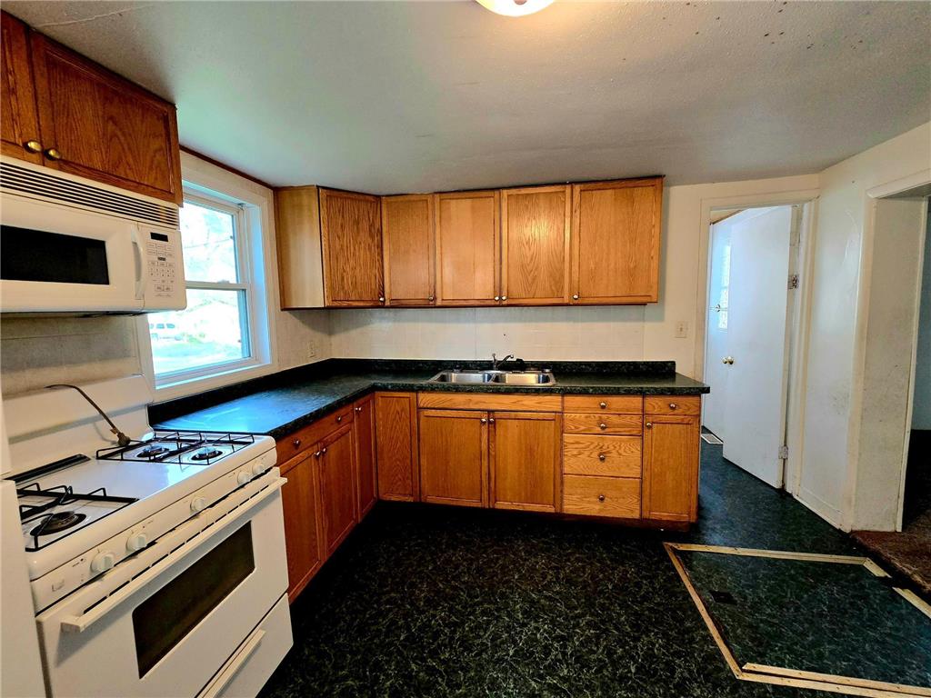 609 14th Street S Saint Cloud MN 56301 6781292 image4