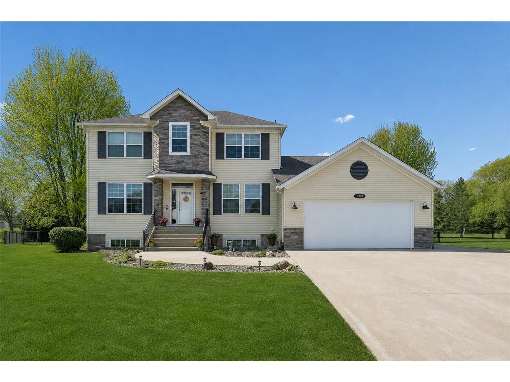609 20th Avenue N Sartell MN 56377 7067928 image1