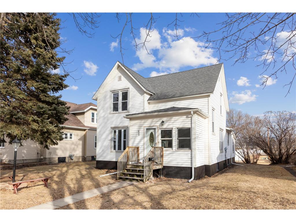 609 2nd Avenue NE Sleepy Eye MN 56085 6727143 image1