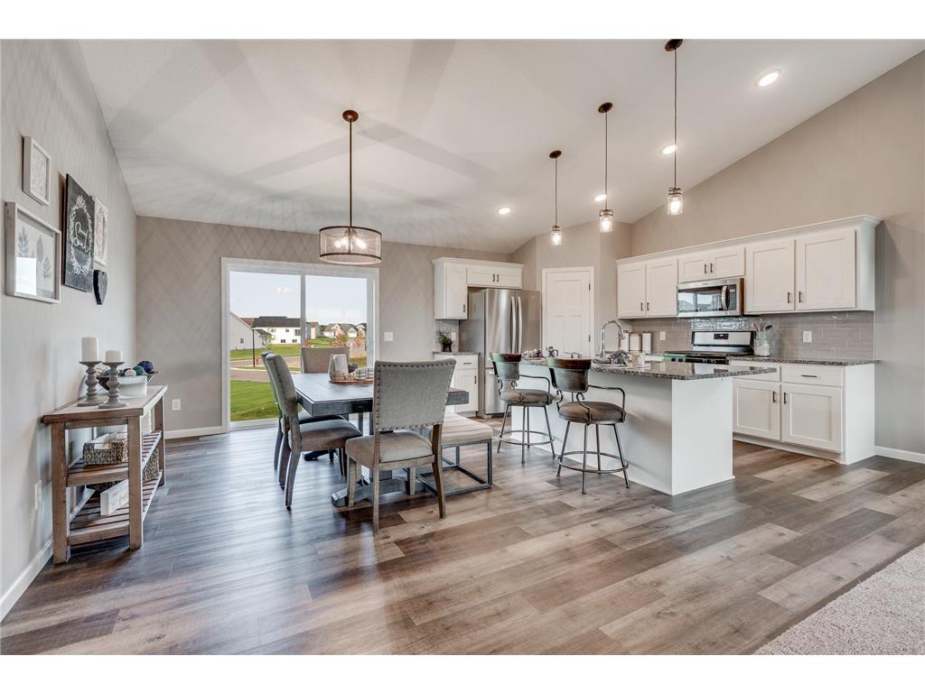 609 47th Avenue NE Saint Cloud MN 56304 7072434 image1